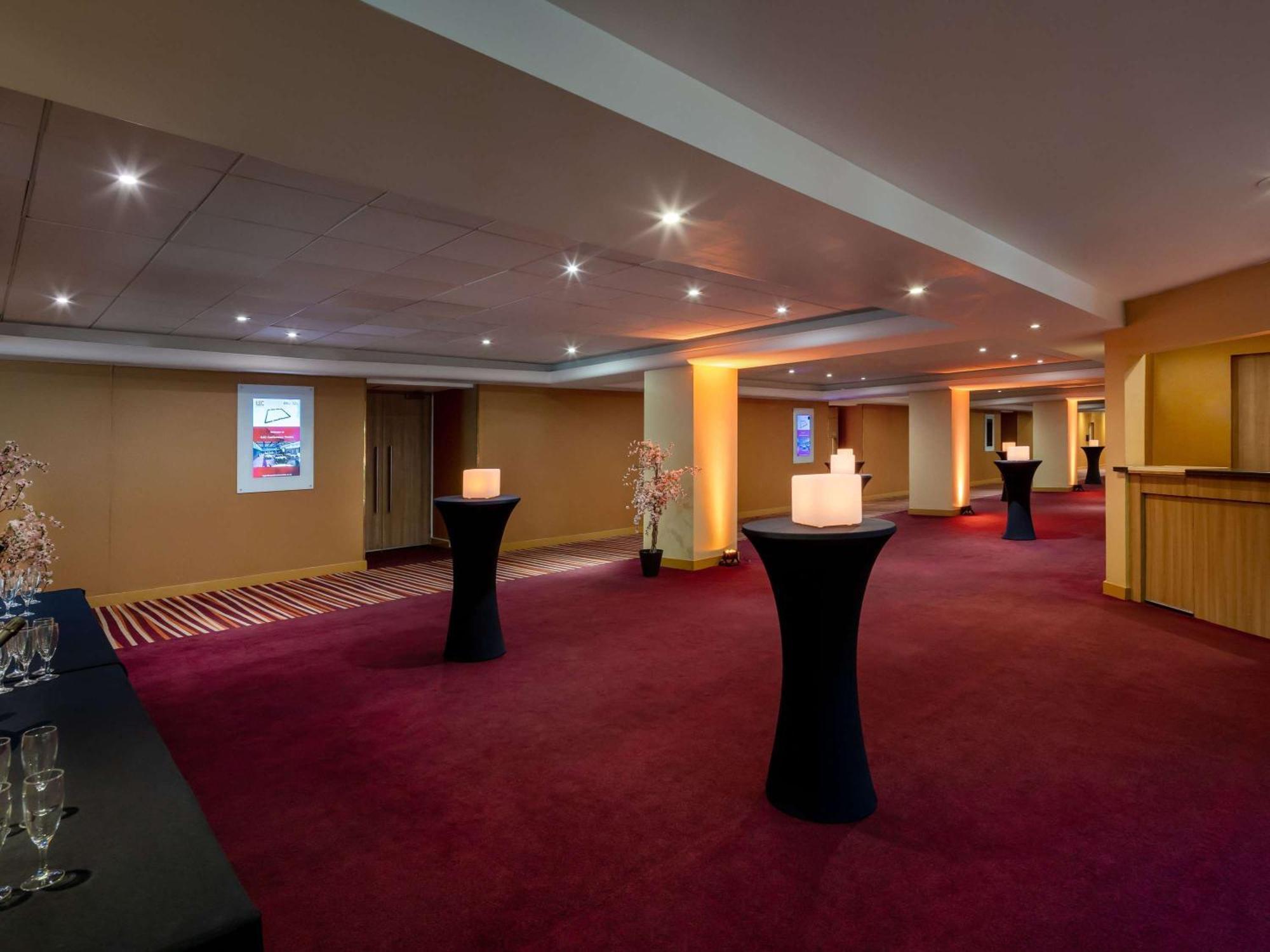 Ibis Earls Court Отель 3*