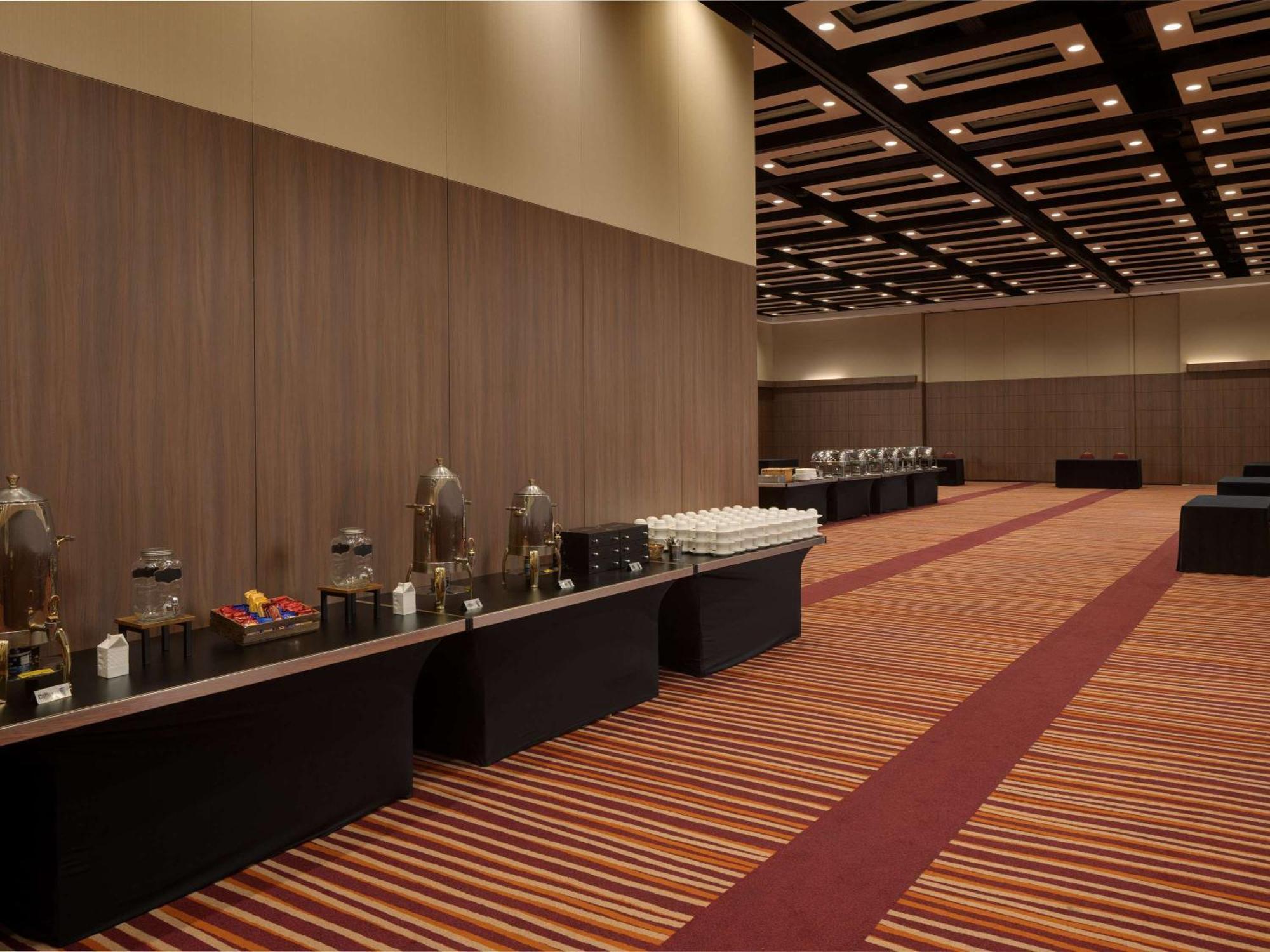 Ibis Earls Court Отель Лондон