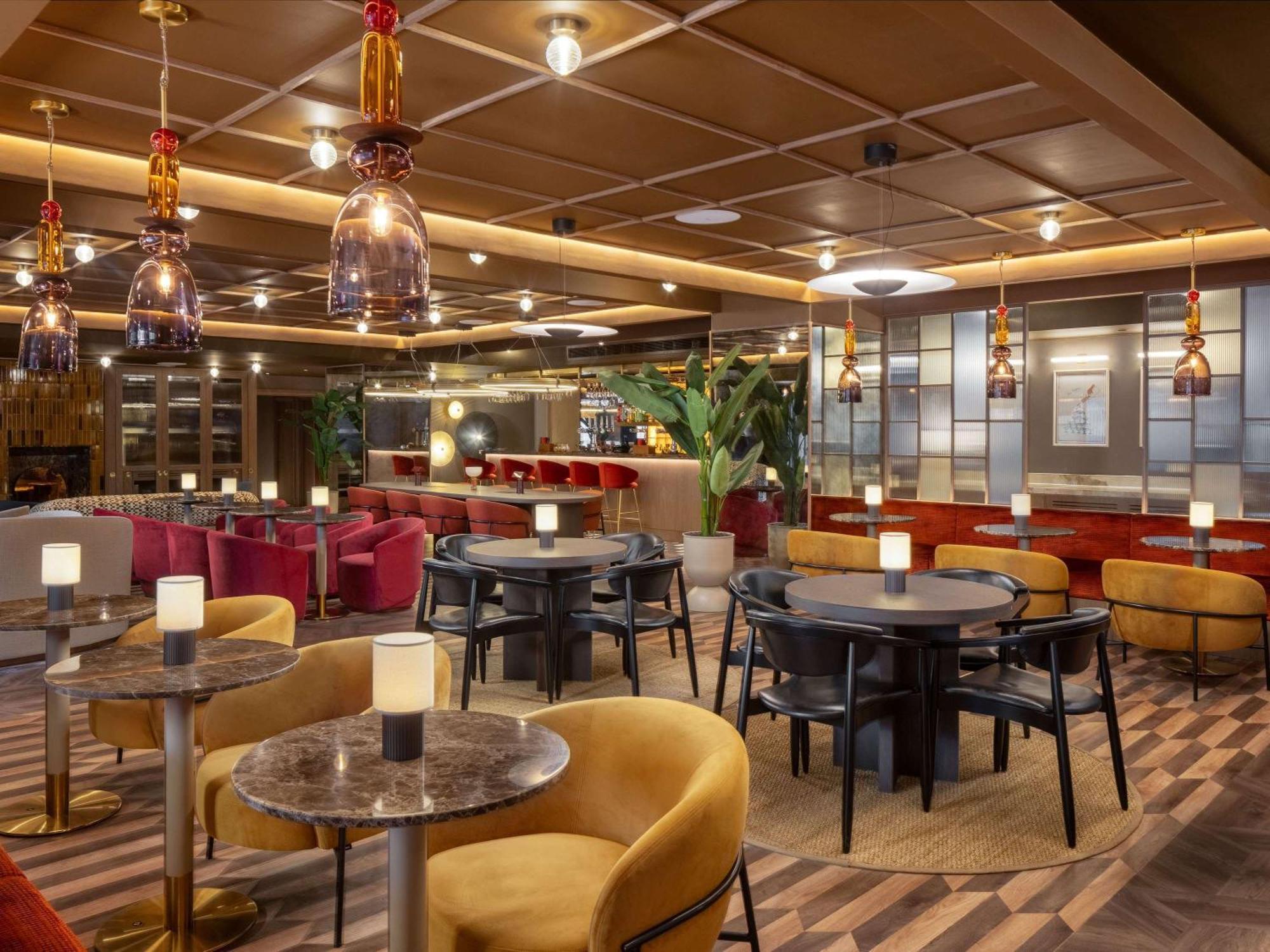 Отель Ibis Earls Court
